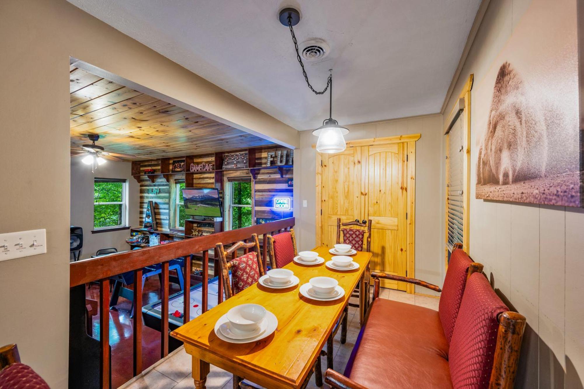 Beautiful Chalet With Fireplace And Large Game Room Gatlinburg Exterior foto