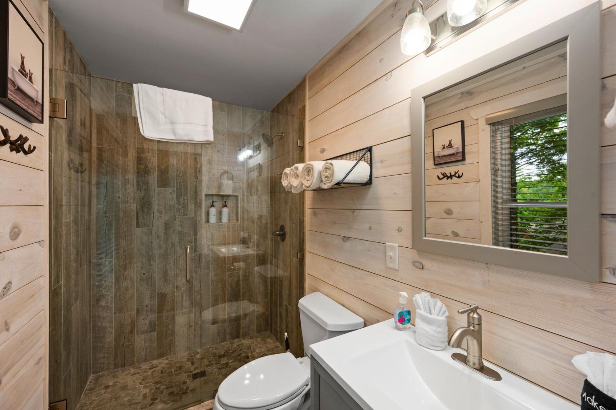 Beautiful Chalet With Fireplace And Large Game Room Gatlinburg Exterior foto
