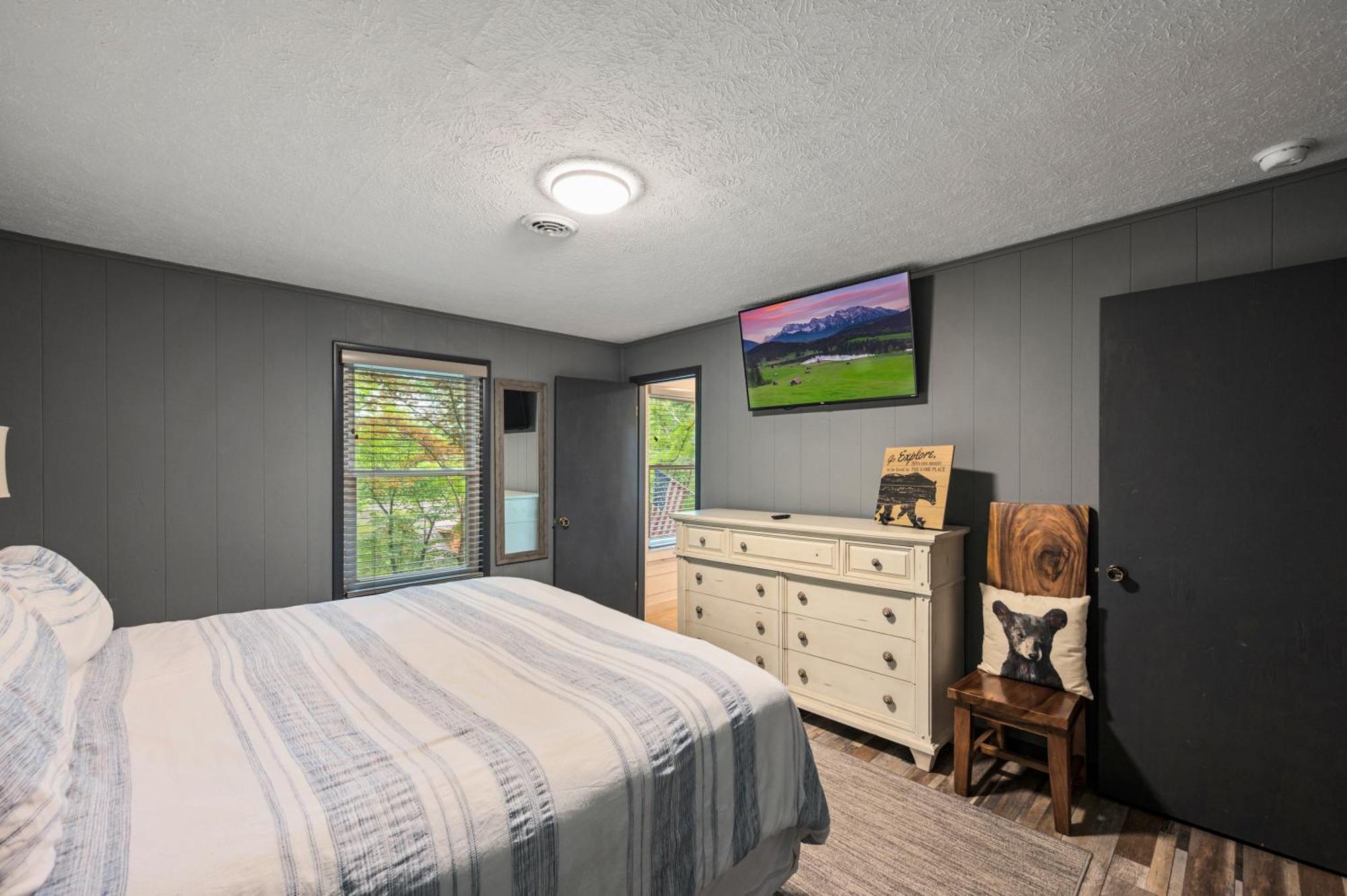 Beautiful Chalet With Fireplace And Large Game Room Gatlinburg Exterior foto