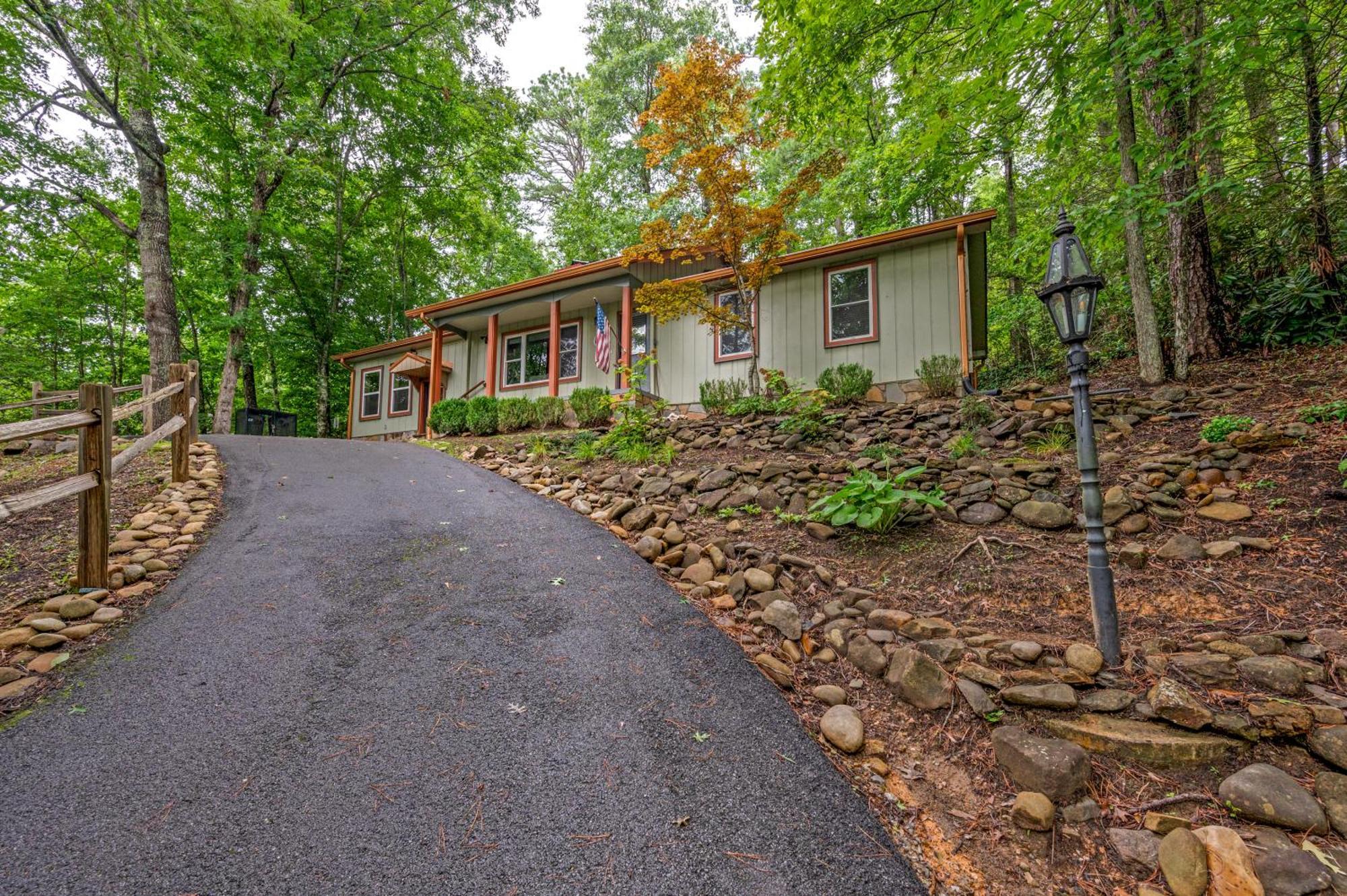 Beautiful Chalet With Fireplace And Large Game Room Gatlinburg Exterior foto