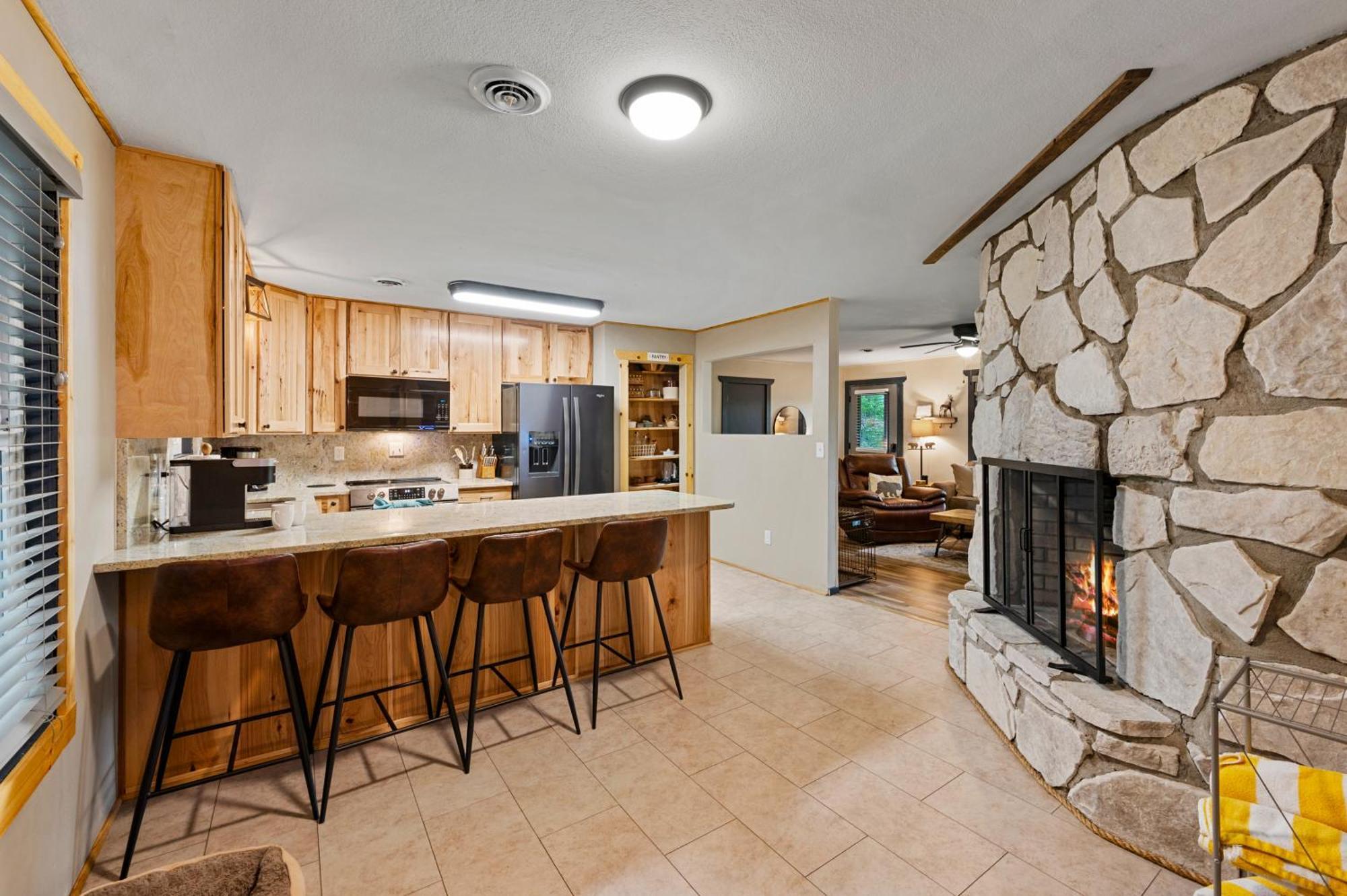 Beautiful Chalet With Fireplace And Large Game Room Gatlinburg Exterior foto