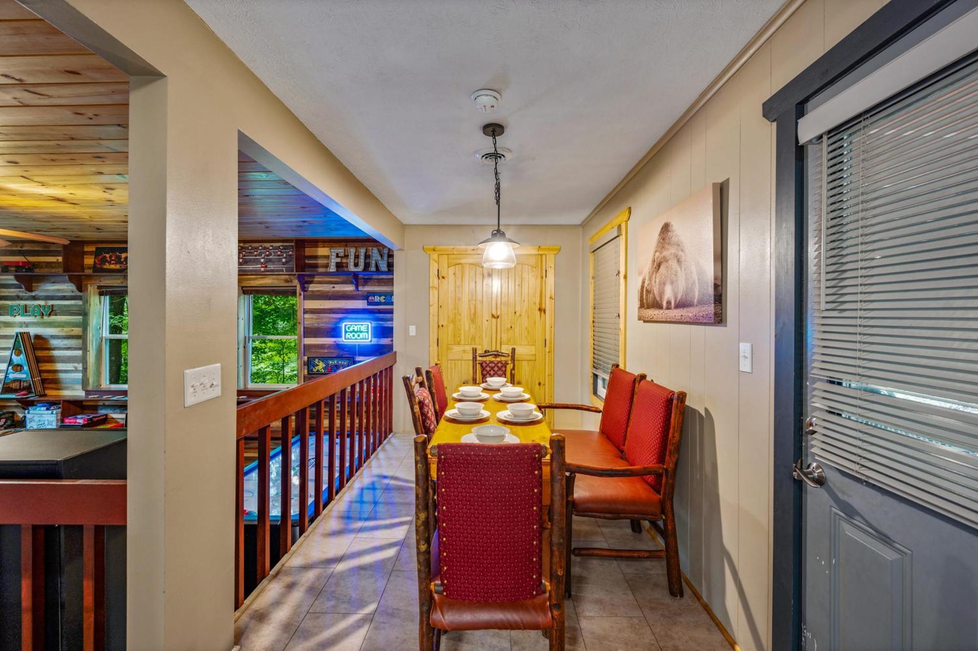Beautiful Chalet With Fireplace And Large Game Room Gatlinburg Exterior foto